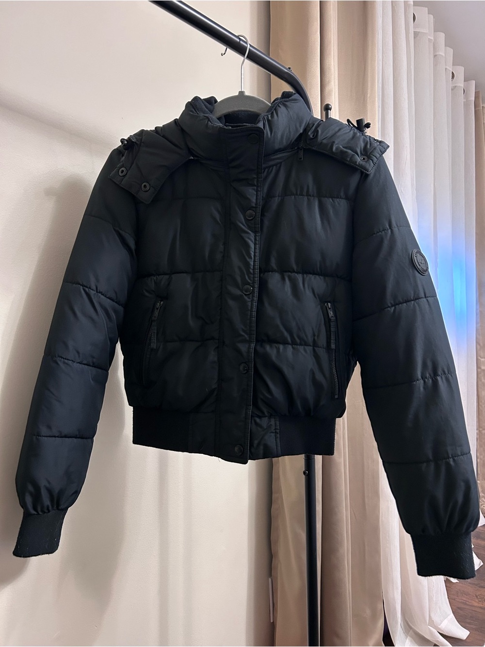 Hollister Black Quilted Puff Jacket with Ribbed Hem